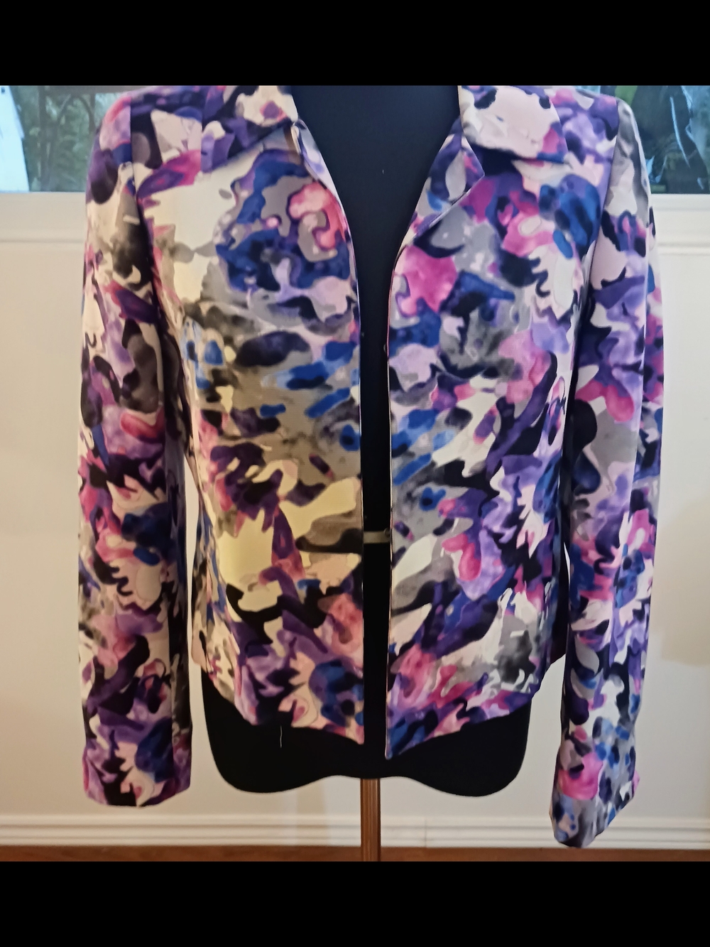 Anne Klein Multicolor Abstract Floral Blazer in Purple, Pink & Blue